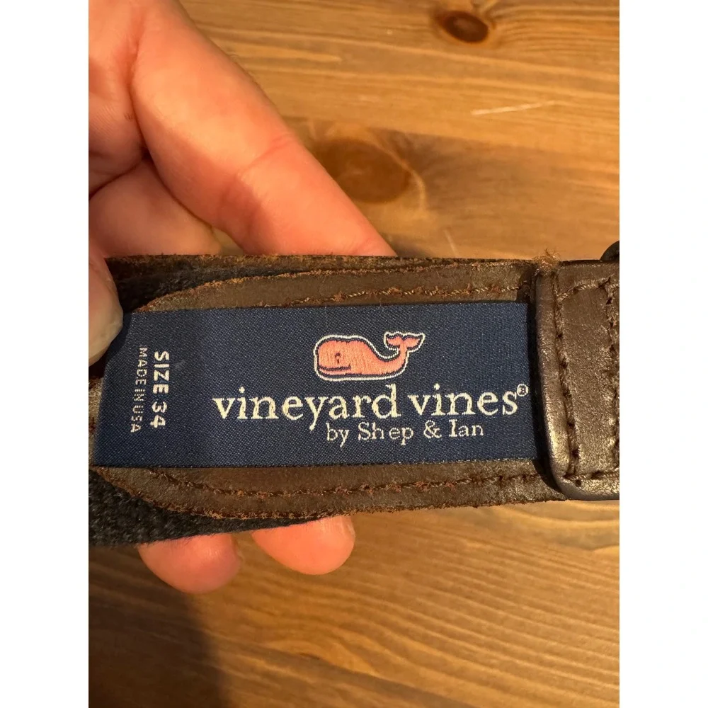 Vineyard Vines Mens Size 34 Canvas Leather Belt Crest Embroidery Green Navy USA